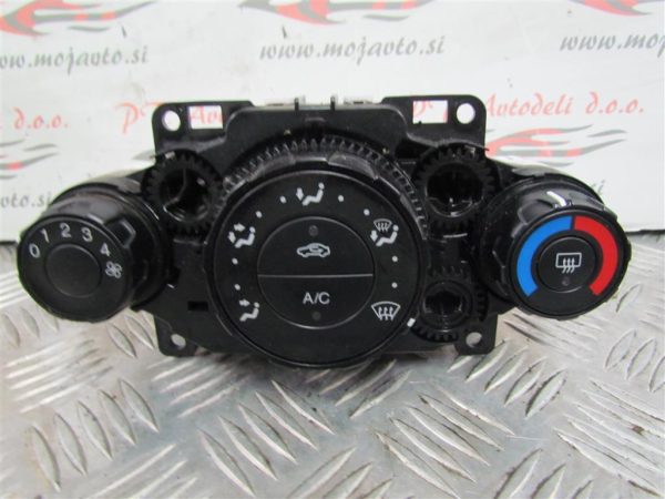 FORD FIESTA L.12, STIKALA ROČNE KLIME