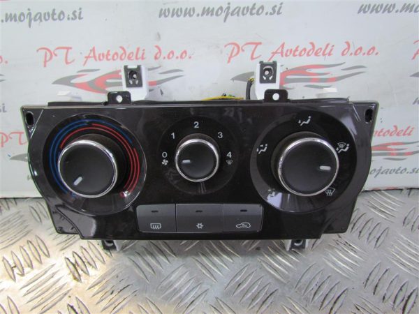 FIAT BRAVO L.07, STIKALA ROČNE KLIME