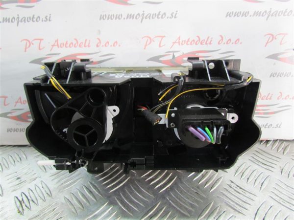 LANCIA MUSA L.06, STIKALA ROČNE KLIME - Image 2