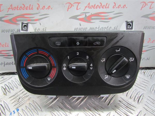 FIAT G.PUNTO L.08, STIKALA ROČNE KLIME