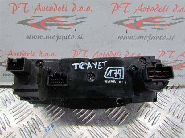 HYUNDAI TRAJET L.02, STIKALA ROČNE KLIME - Image 2