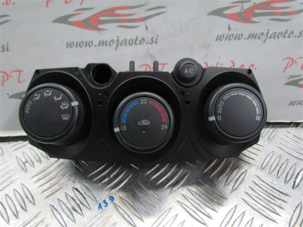 MAZDA 2 L.08, STIKALA ROČNE KLIME