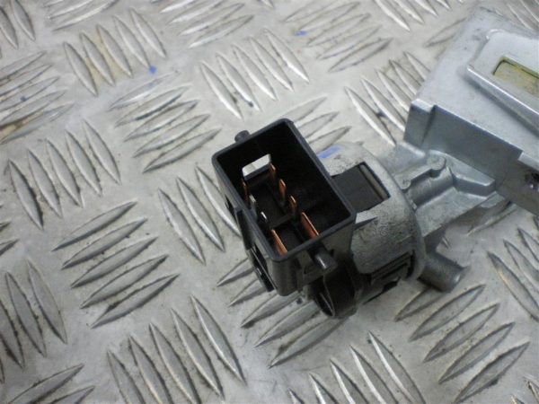 MAZDA 5 L.05, KLJUČAVNICE VŽIGA - Image 2