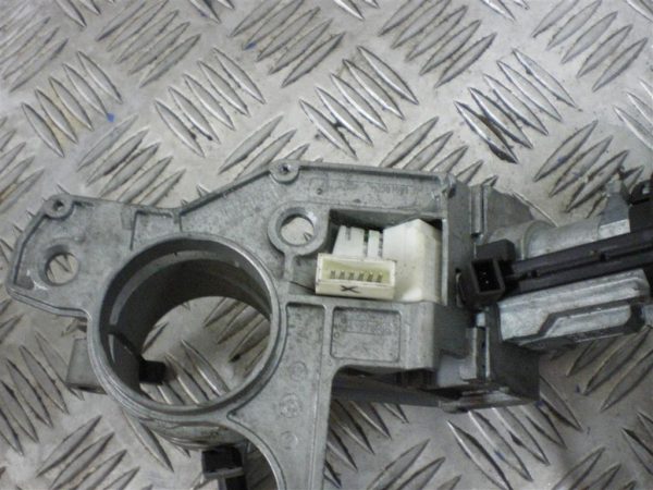 OPEL ASTRA L.04, KLJUČAVNICA VŽIGA - Image 2