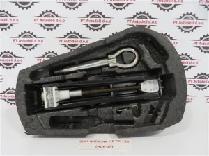 SEAT IBIZA L.11, ORODJE REZERVNE GUME