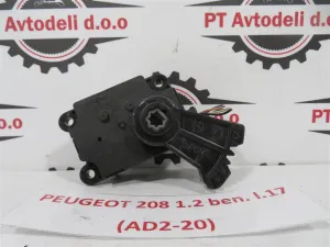 PEUGEOT 208 L.17, MOTORČEK LOPUTE NA PEČKI