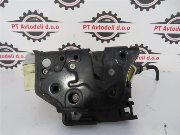 VW PASSAT L.07, KLJUČAVNICA VRAT, PREDNJA LEVA - Image 2