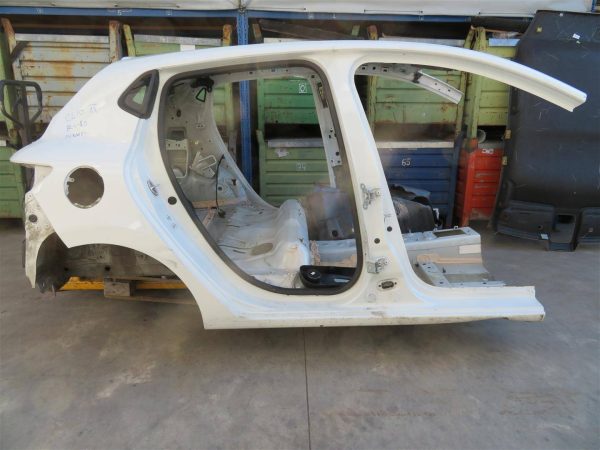RENAULT CLIO L.14, REZAN KOS, ZADNJI DEL