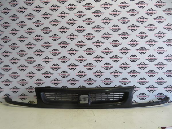SEAT IBIZA L.95, OKRASNA MASKA