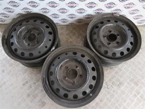 HYUNDAI I30 L.14, JEKLENO PLATIŠČE, 15 COL