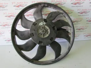VW TOUAREG L.04, VENTILATOR HLADILNIKA