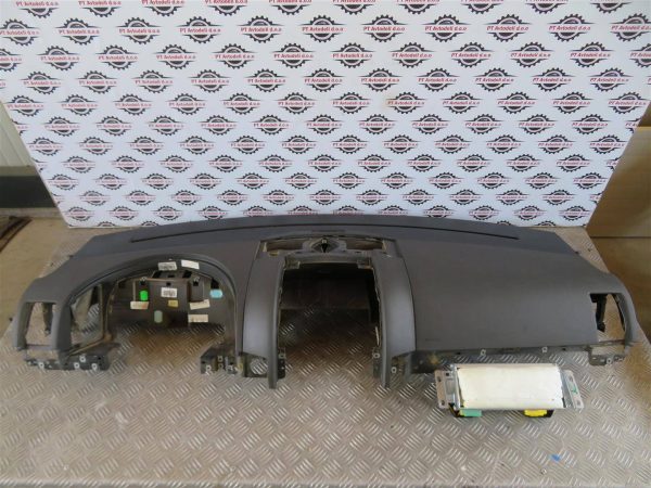 VW TOUAREG L.05, ARMATURA Z AIRBAGOM