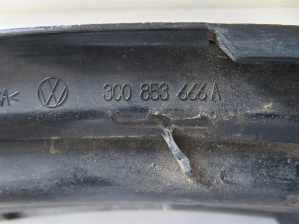VW PASSAT L.08, PVC OKOLI MEGLENKE, DESNI - Image 2