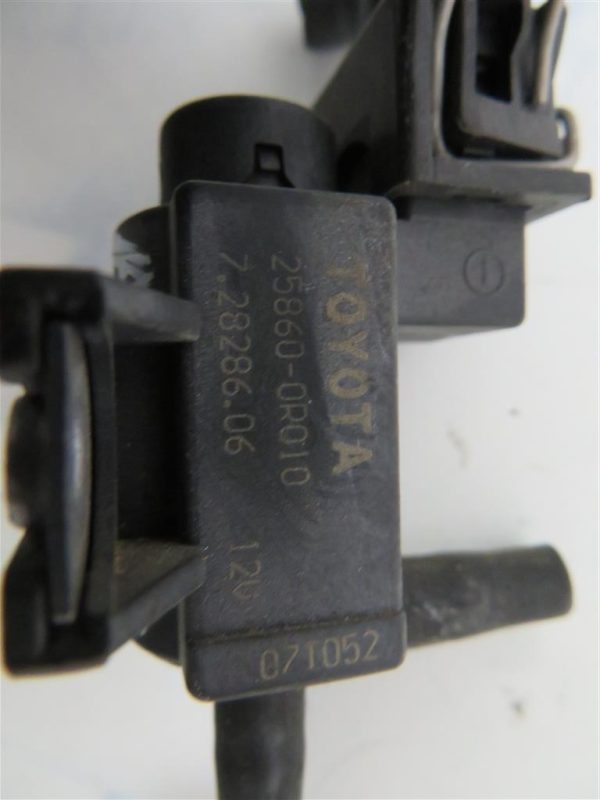 TOYOTA AURIS L.08, VAKUM VENTIL - Image 3