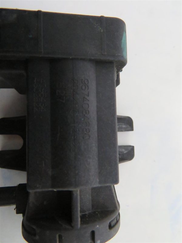 CITROEN C5 L.10, VAKUM VENTIL - Image 3