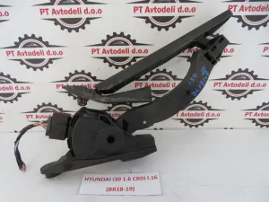 HYUNDAI I30 L.16, STOPALKA ZA GAS
