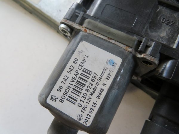 PEUGEOT 208 L.14, MEHANIZEM ZA DVIG STEKLA, PREDNJI LEVI - Image 3