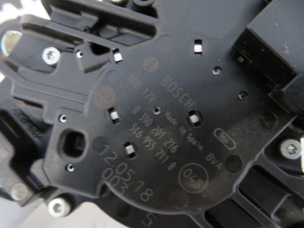 VW POLO L.13, MOTORČEK ZADNJEGA BRISALCA - Image 3