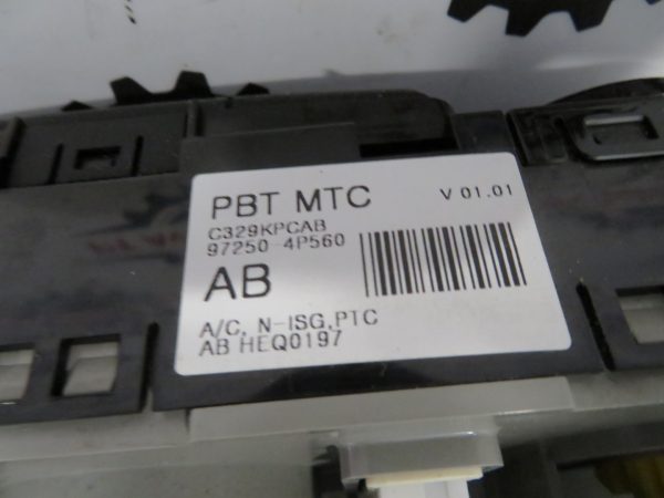 HYUNDAI I20 L.12, STIKALA ROČNE KLIME - Image 3
