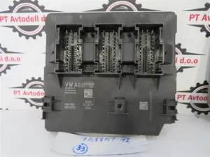VW PASSAT 2.0 TDI L.12, ELEKTRONIKA Z VAROVALKAMI