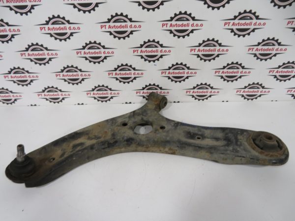 HYUNDAI I20 L.12, ROKA, PREDNJA LEVA