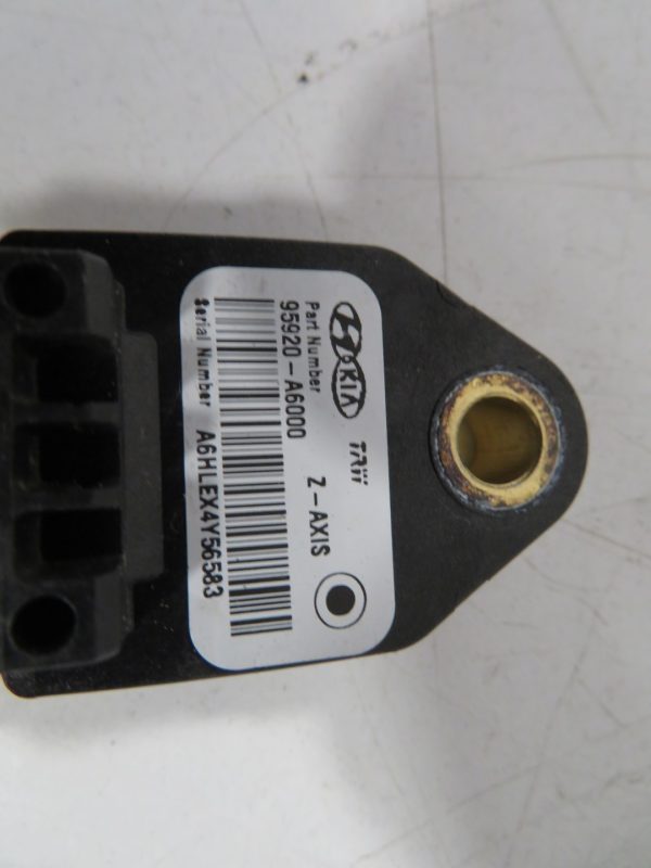 HYUNDAI I30 L.17, AIRBAG SENZOR - Image 2