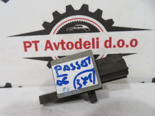 VW PASSAT L.06, AIRBAG SENZOR