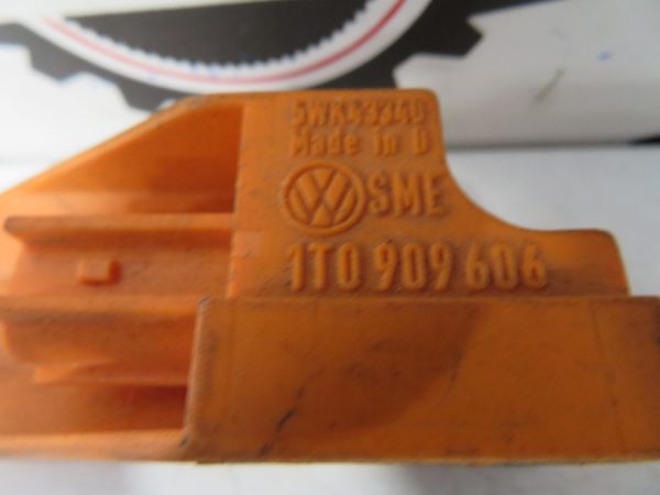 VW TOURAN L.05, AIRBAG SENZOR - Image 2