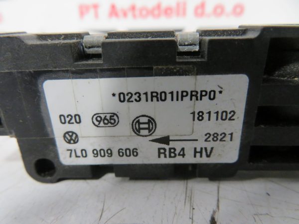 VW TOURAN L.08, AIRBAG SENZOR - Image 2