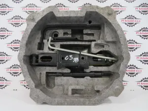 CITROEN C5 L.10, ORODJE REZERVNE GUME