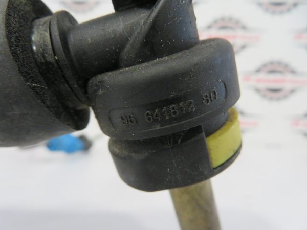 CITROEN C4 PICASSO 1.8 BEN. L.08, PVC CEV NA MOTORJU - Image 3