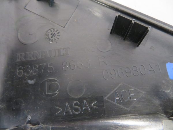 RENAULT CLIO L.14, PVC TRIKOTNIK BLATNIKA, LEVI - Image 2