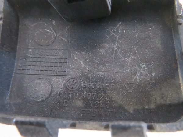 VW TOURAN L.06, POKROVČEK VLEČNE KLJUKE - Image 2