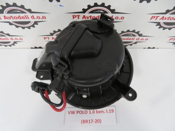 VW POLO L.19, MOTORČEK PEČKE - Image 2