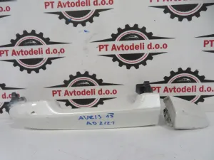 TOYOTA AURIS L.16, ZUNANJA KLJUKA VRAT, ZADNJA LEVA
