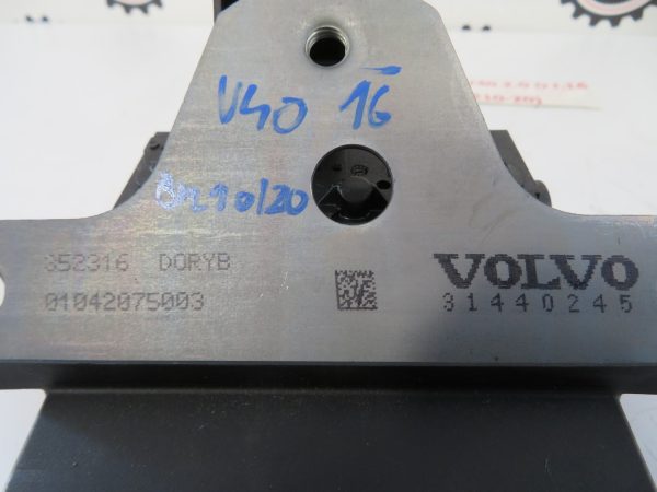 VOLVO V40 L.16, KLJUČAVNICA POKROVA PRTLJAGE - Image 2