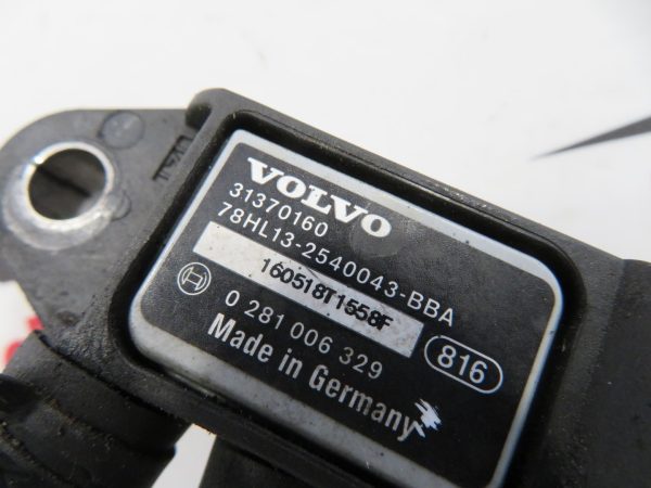 VOLVO V40 2.0 D L.16, VAKUM VENTIL - Image 2