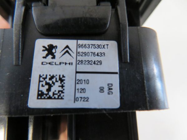 CITROEN C3 L.15, STIKALA ZA DVIG STEKEL - Image 3