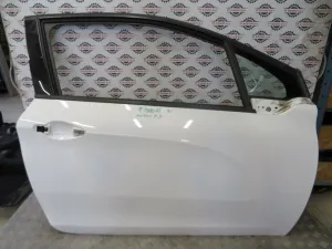PEUGEOT 208 L.15, DESNA VRATA