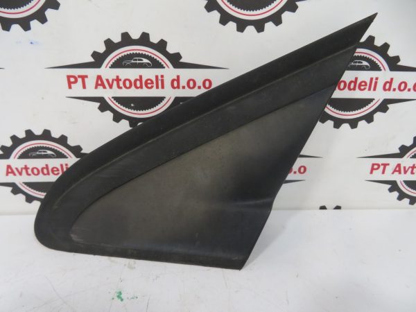 PEUGEOT 208 L.14, PVC TRIKOTNIK BLATNIKA, LEVI