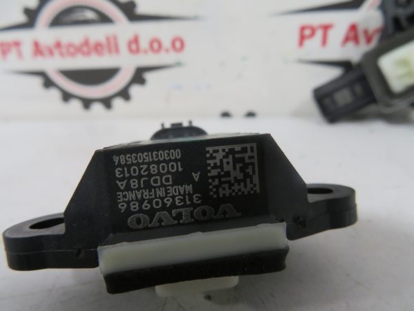 VOLVO V40 L.15, AIRBAG SENZOR - Image 2