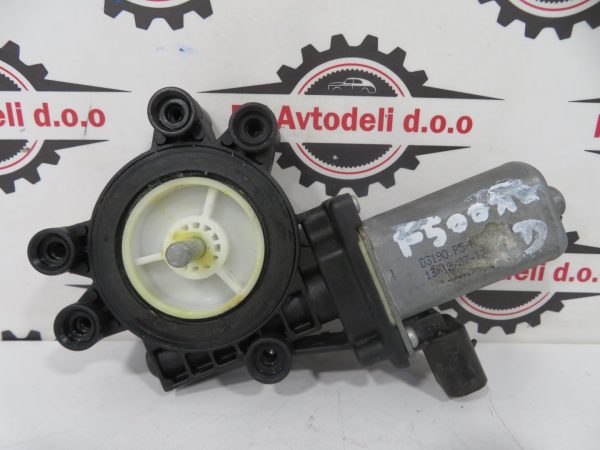 FIAT 500 L.10, MOTORČEK ZA DVIG STEKLA, PREDNJI DESNI
