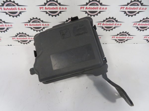 PEUGEOT 208 L.14, PVC ŠKATLA ELEKTRONIKE