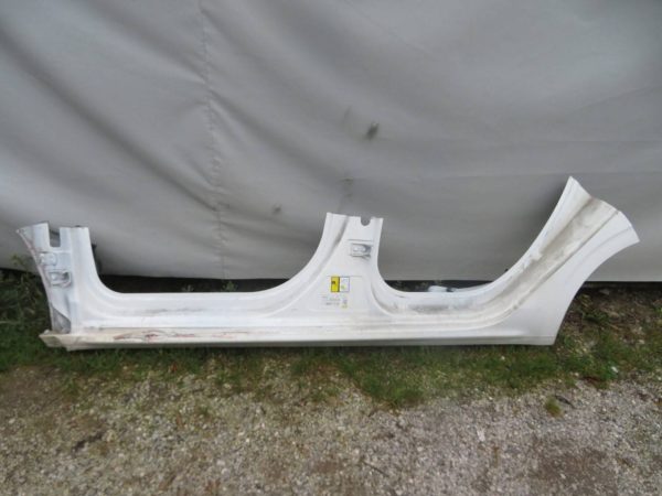 PEUGEOT 208 L.14, REZAN KOS, LEVI PRAG