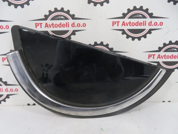 PEUGEOT 208 L.15, PVC TRIKOTNIK ZADNJIH VRAT