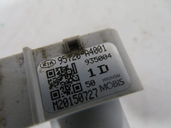 KIA CARENS L.16, PARKIRNI SENZOR - Image 3