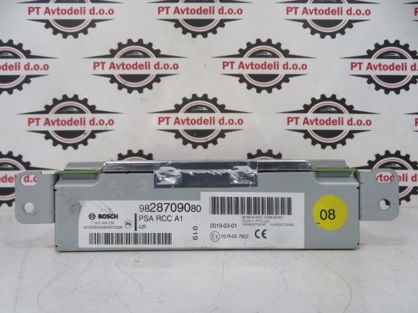 PEUGEOT 208 L.15, RADIO- ORIGINAL