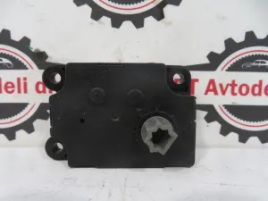 RENAULT SCENIC L.10, MOTORČEK LOPUTE NA PEČKI