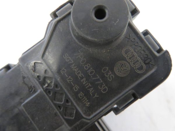 ŠKODA OCTAVIA L.15, ZAKLEP REZERVOARJA - Image 2