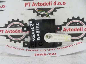 TOYOTA YARIS L.20, MOTORČEK LOPUTE NA PEČKI